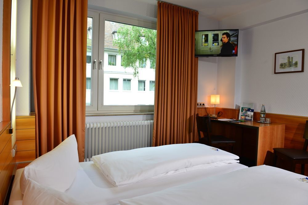 Messehotel Koeln-Deutz Exterior photo